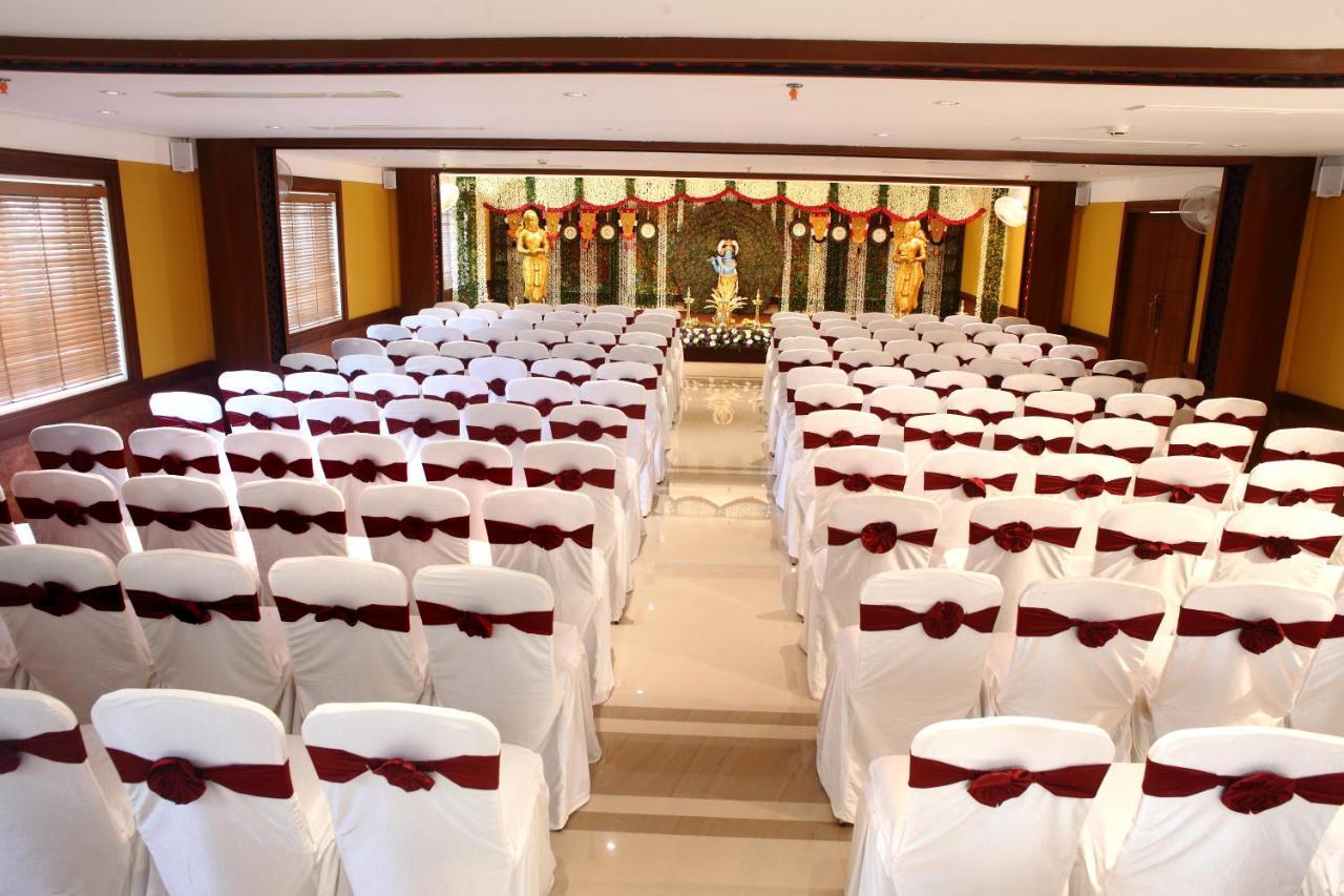 Vishnu Inn Guruvāyūr Esterno foto